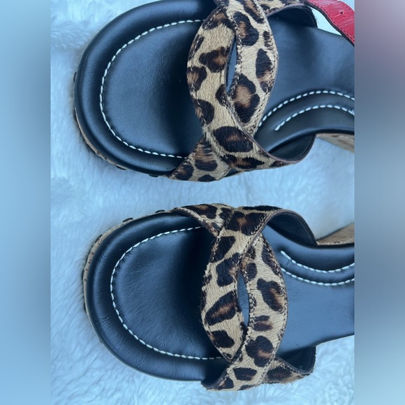 Donald J Pliner wedge sandals 6 1/2 - Picture 8 of 12